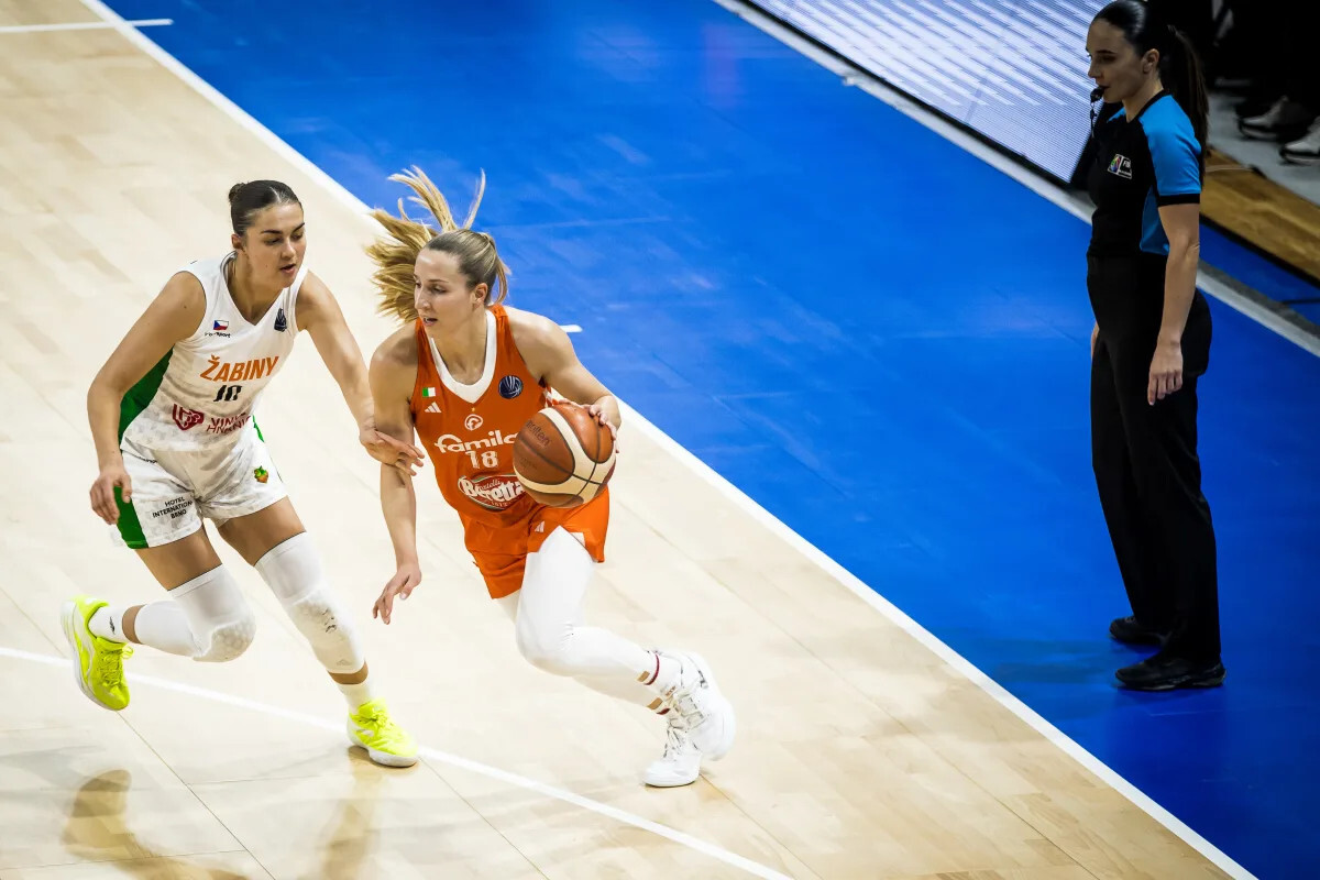 Ivana Dojkić u sinoćnjem susretu u Brnu (foto: FIBA)