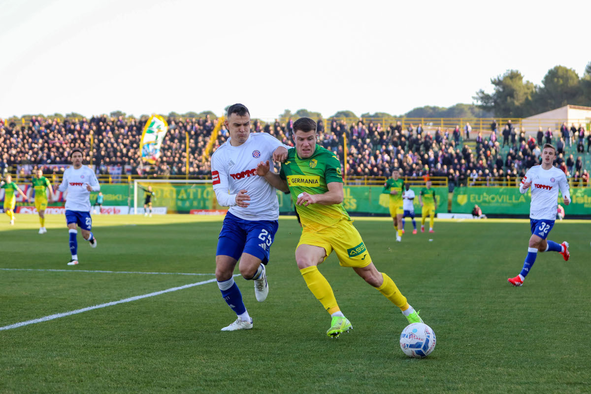 Vinko Rozić u prošlom susretu protiv Hajduka (foto: NK Istra 1961)