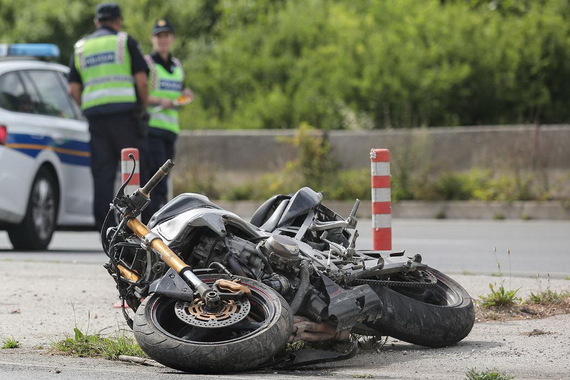 Motorist stradao u susretu s dva teretnjaka. Još je bio i pijan