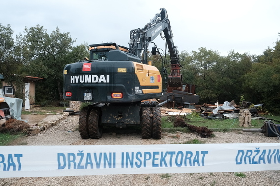 U Općini Ližnjan napokon dočekali bagere. Idući tjedan počinje rušenje bespravne gradnje 