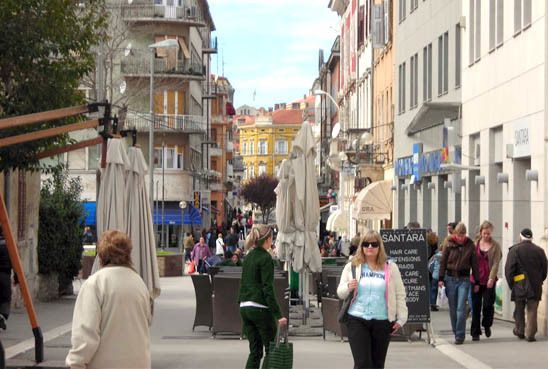 Pijani razbijali po Flanatičkoj pa odvedeni na triježnjenje