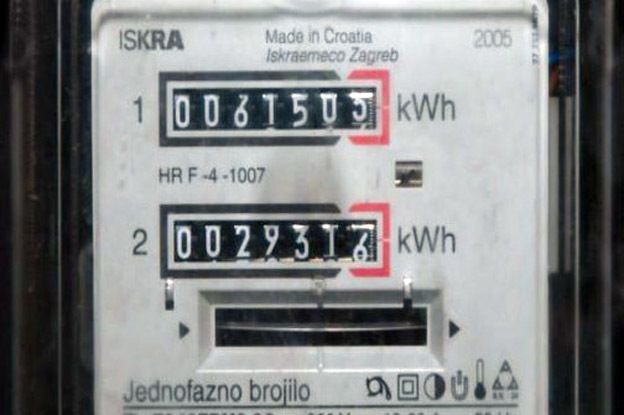 Buje: Elektroistra mu isključila struju, pa si sam uključio glavni prekidač