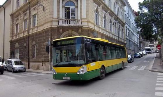 Pulaprometov autobus