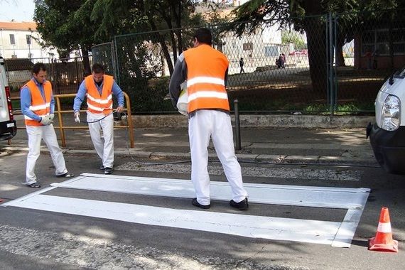 Poreč obnavlja vodoravnu prometnu signalizaciju