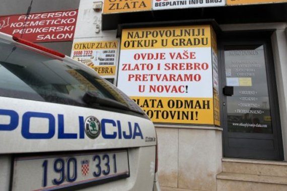 Rovinj: Kod otkupa nakita krivotvorila potvrde, pa uzela razliku iznosa